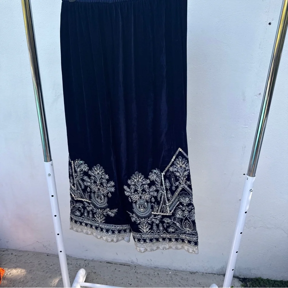 Maryum & Maria Midnight Blue Velvet Palazzo Pants Size Large - Picture 4 of 5